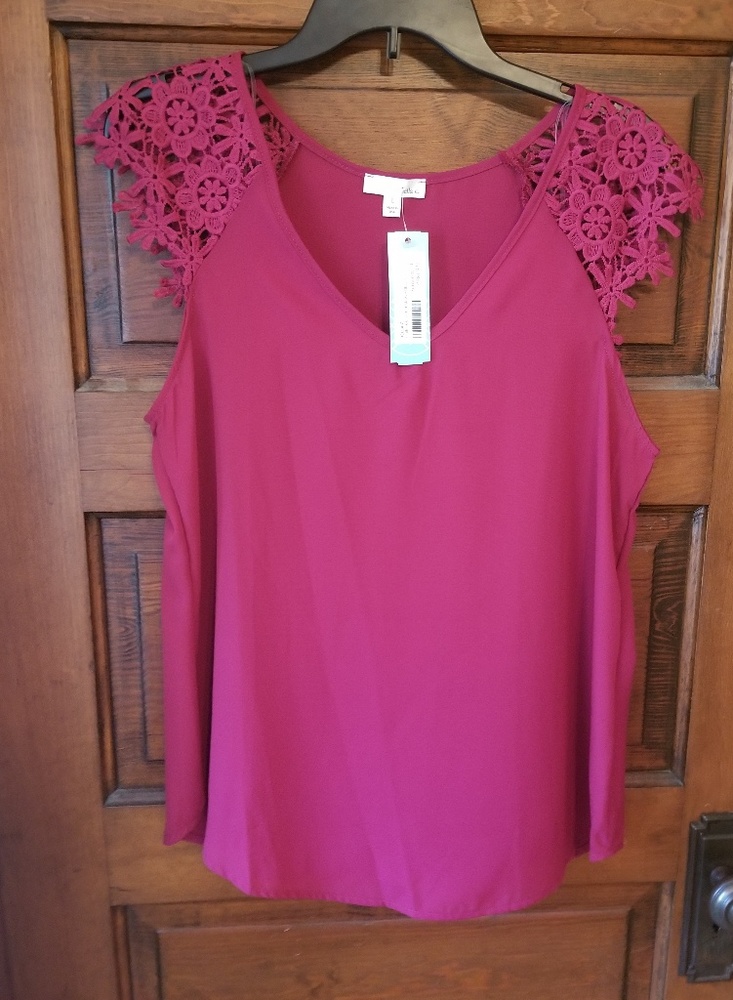 Stitch Fix Jella C Crochet Sleeve Blouse